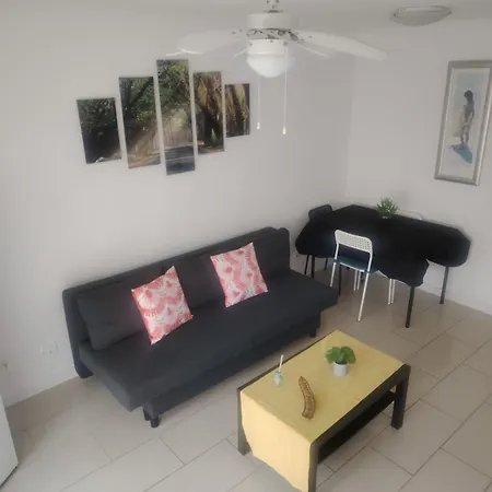 Playa Honda Apartment